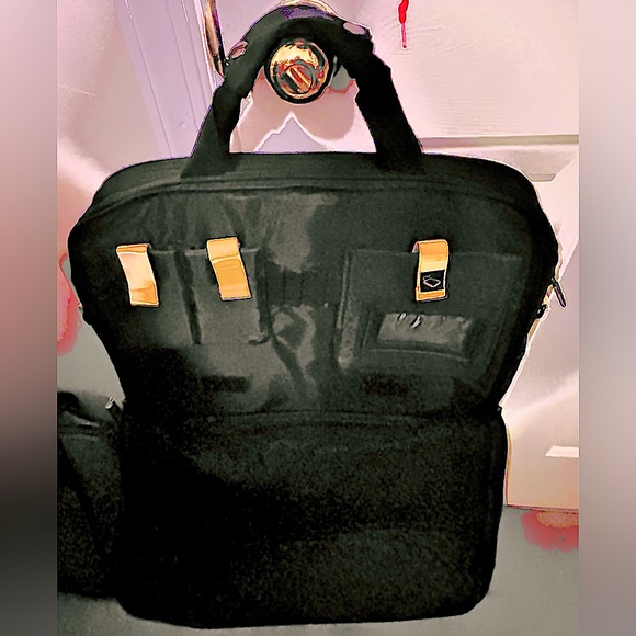 Black Targus Laptop multiple functions case! - Picture 8 of 17